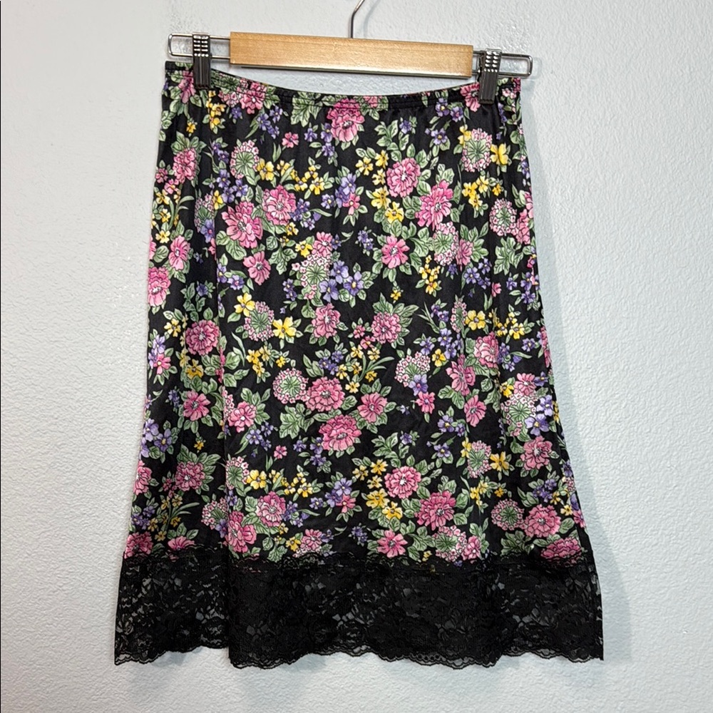 Vintage Floral Black Slip with Lace‎ Trim